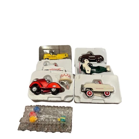 Hallmark vintage die cast model collectibles lot of 6 New in box - Picture 1 of 6